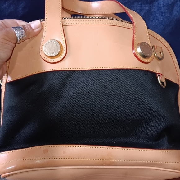 Dooney and bourke satchel - Picture 7 of 13